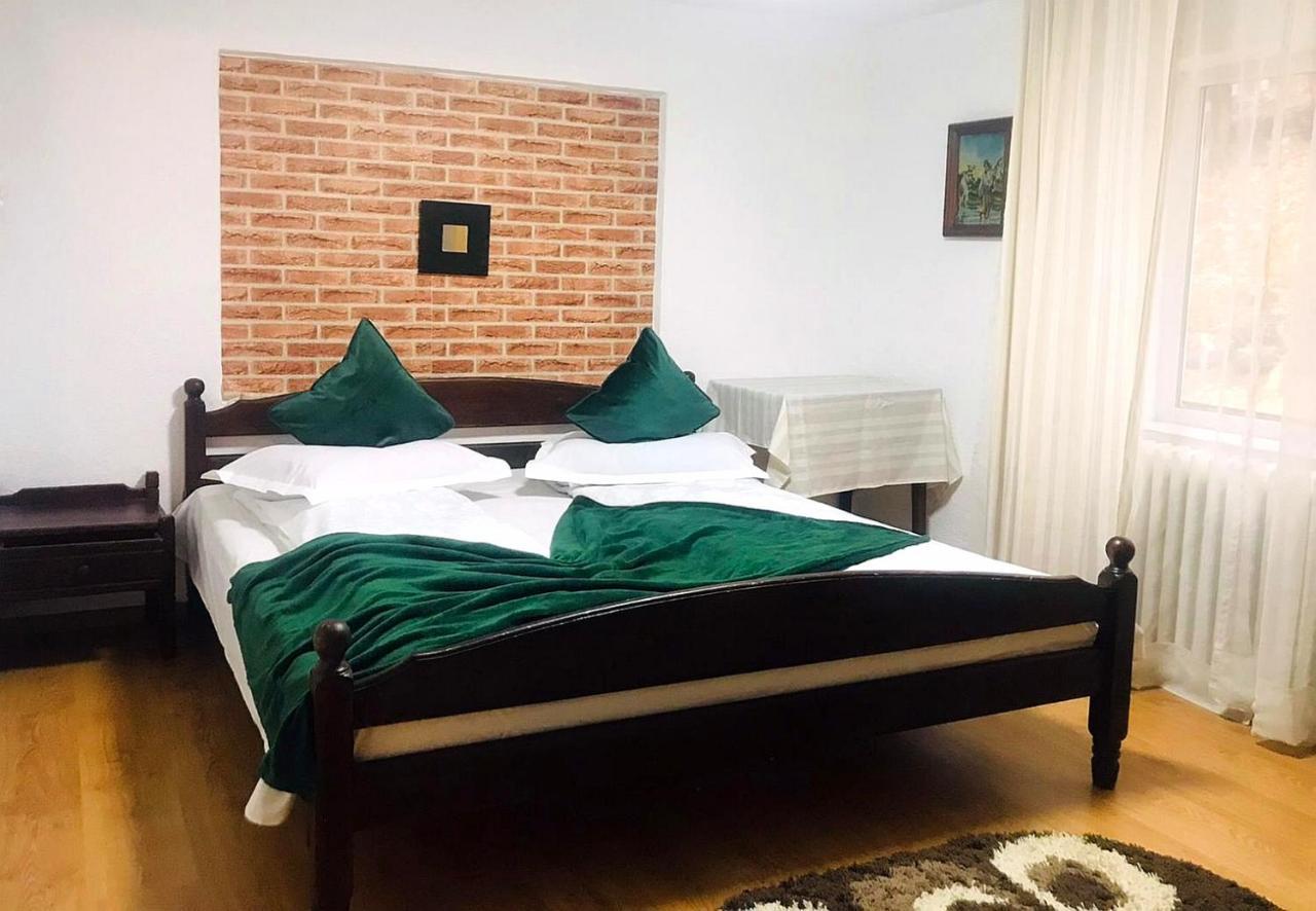 Apartament Sarco Villa Vatra Dornei Exteriör bild